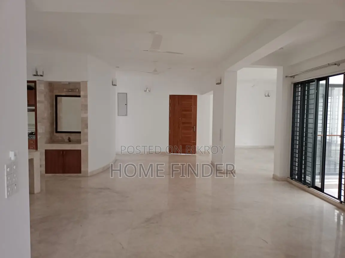 3600 Sqft New Semi Furnished Flat Rent in Gulshan 2