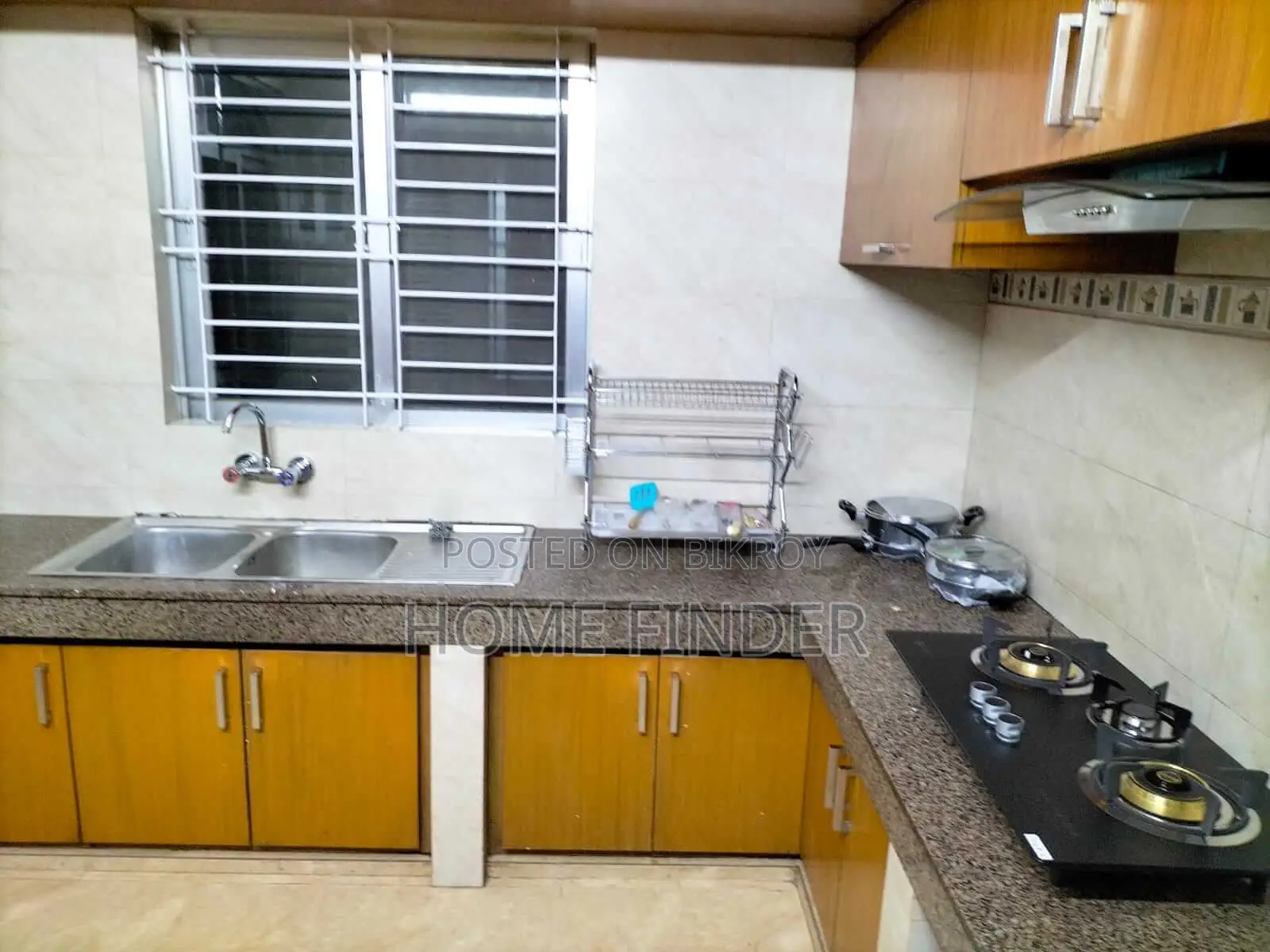 Brand New Furniture with Luxury Apt: Rent in Gulshan