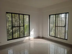 গুলশান ২-এ ৩৫২০ বর্গফুটের অফিস ভাড়া