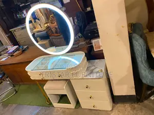 Round Dressing Table DR49F
