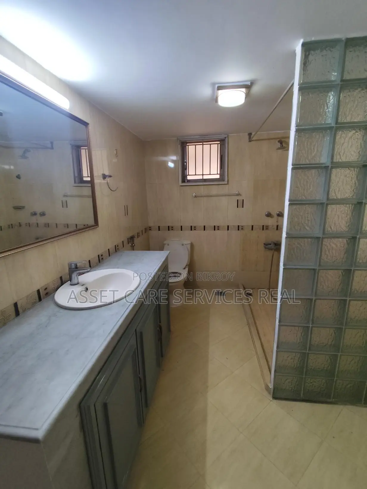 4Bed Un-Furnished 3710-Sqft Big Apartment Rent In Gulshan North
