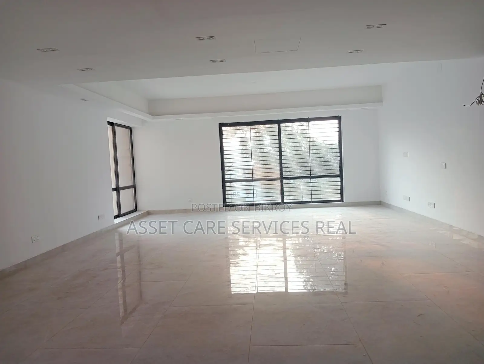 Brand New 4Bed Gym-Swimming Apartment Rent Baridhara Diplomatic Zone