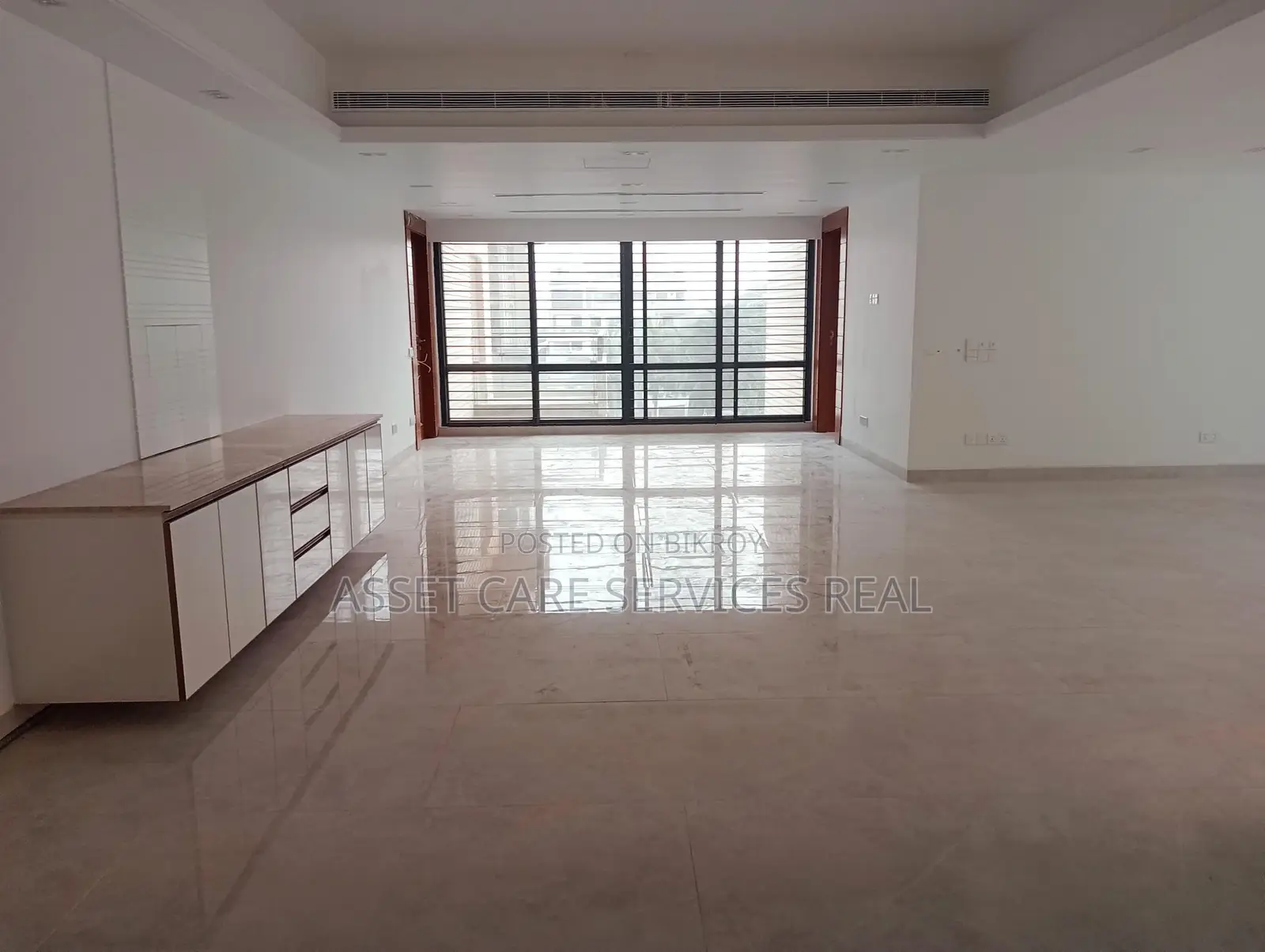 Brand New 4Bed Gym-Swimming Apartment Rent Baridhara Diplomatic Zone