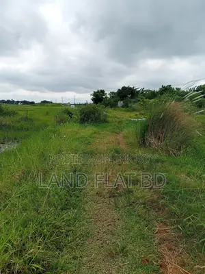 সম্পূর্ণ কোলাহলমুক্ত প্রাকৃতিক পরিবেশ @ ৩ কাঠা জমি বিক্রি হইবে