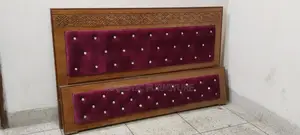 BED 6/7 FEET IAK VENEER. M # 6277