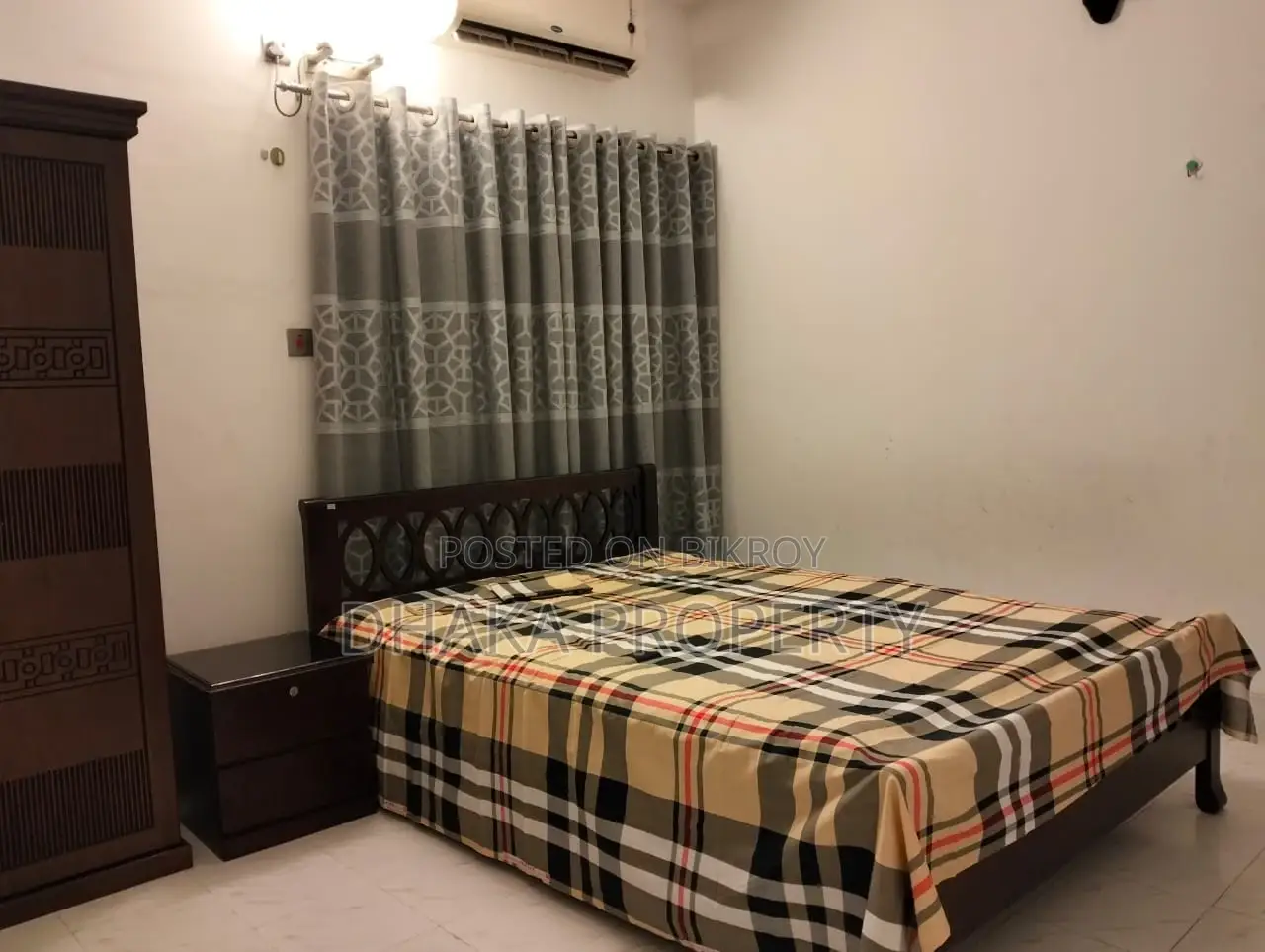 Fully-Furnished Exclusive Flat Rent in Baridhara