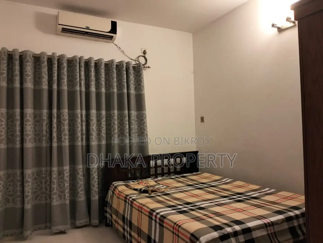 Fully-Furnished Exclusive Flat Rent in Baridhara