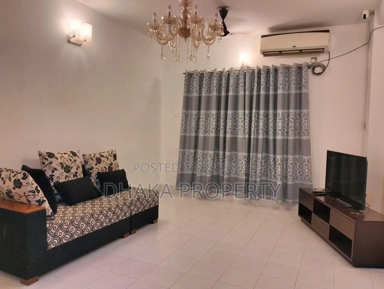 Fully-Furnished Exclusive Flat Rent in Baridhara