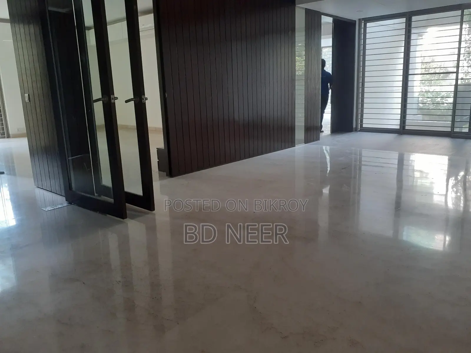 গুলশান-২ এ চমৎকার ৩ বেডরুমের অ্যাপার্টমেন্ট ভাড়া
