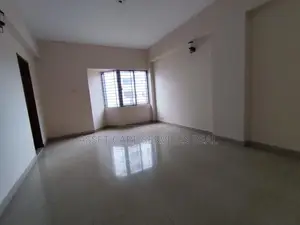 গুলশানে ৩২৫০ বর্গফুটের সুন্দর অফিস স্পেস ভাড়া