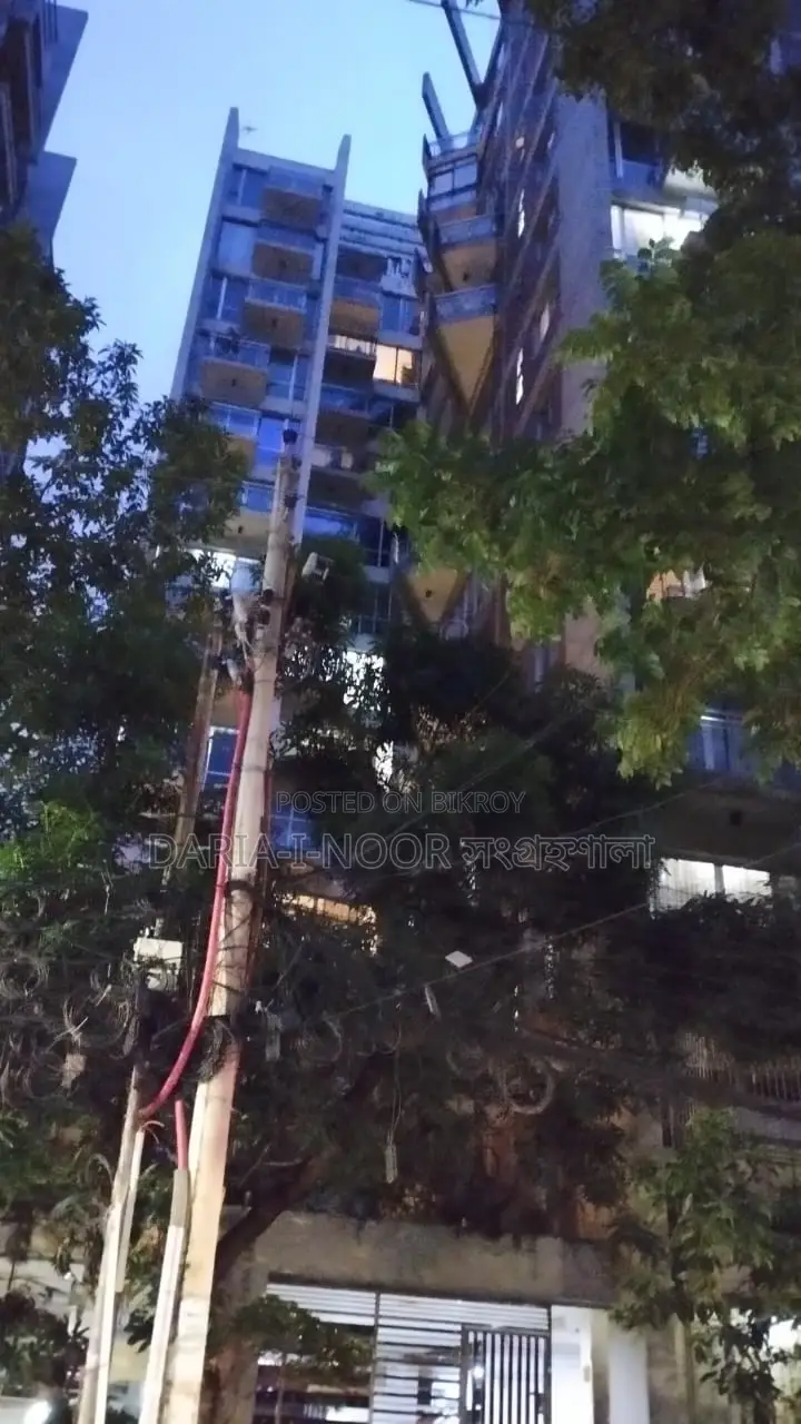 বনানীতে তিতাস গ্যাস সংযোগ ১০ তম তলা Assurance এর দক্ষিণ মুখী Flat Sale