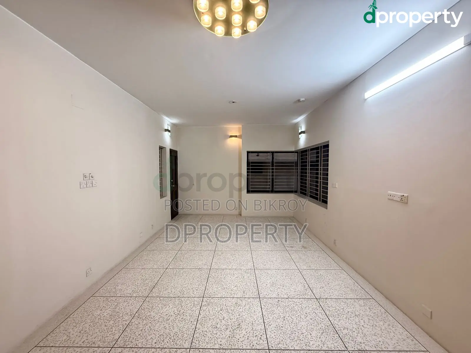 Independent Duplex House Rent At Baridhara Diplomatic Zone