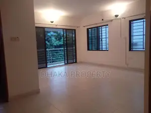 আন-ফার্নিশড ৩ বেডরুম (২৯৫০ বর্গফুট) অ্যাপার্টমেন্ট ভাড়া গুলশান-২ এ