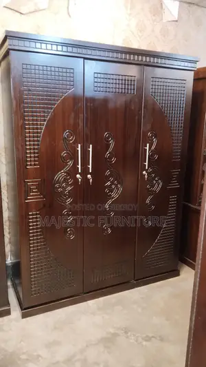 এমডিএফ আলমারি ৩ পাল্লা। মডেল # ৫৭৩