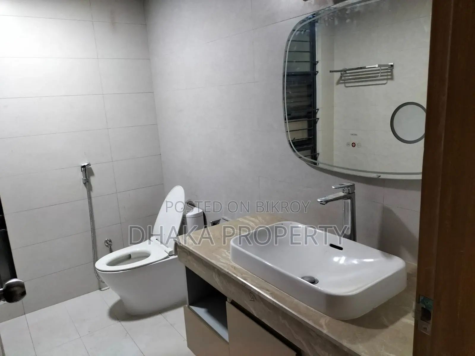 Full-Furnished 4 Beds Premium Quality Apartment Rent in Baridhara