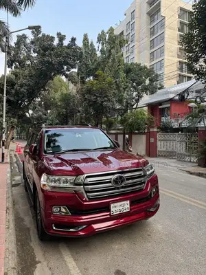 V8 Land Cruiser For Rent