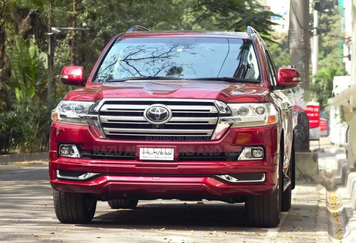 V8 Land Cruiser For Rent