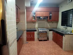 (2600-Sqft)Semi-Furnished Exclusive Apartment Rent in Gulshan North