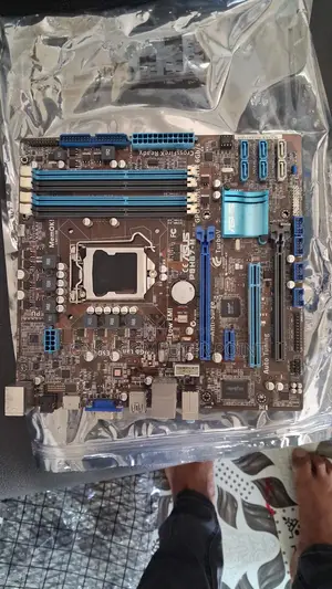 Asus P8Z h67m গেমিং মাদারবোর্ড ১ বছরের ওয়ারেন্টি