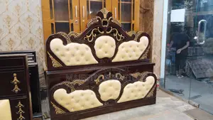NEW BED 5/7 & 6/7 FEET LEATHER. M # 115