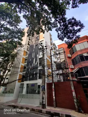3bdrm Apartment in Assurance Lake, Gulshan for Rent