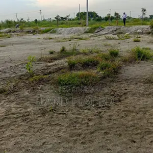 রেডি প্লট বিক্রয় @ 6.5 কাঠা দক্ষিণমুখী