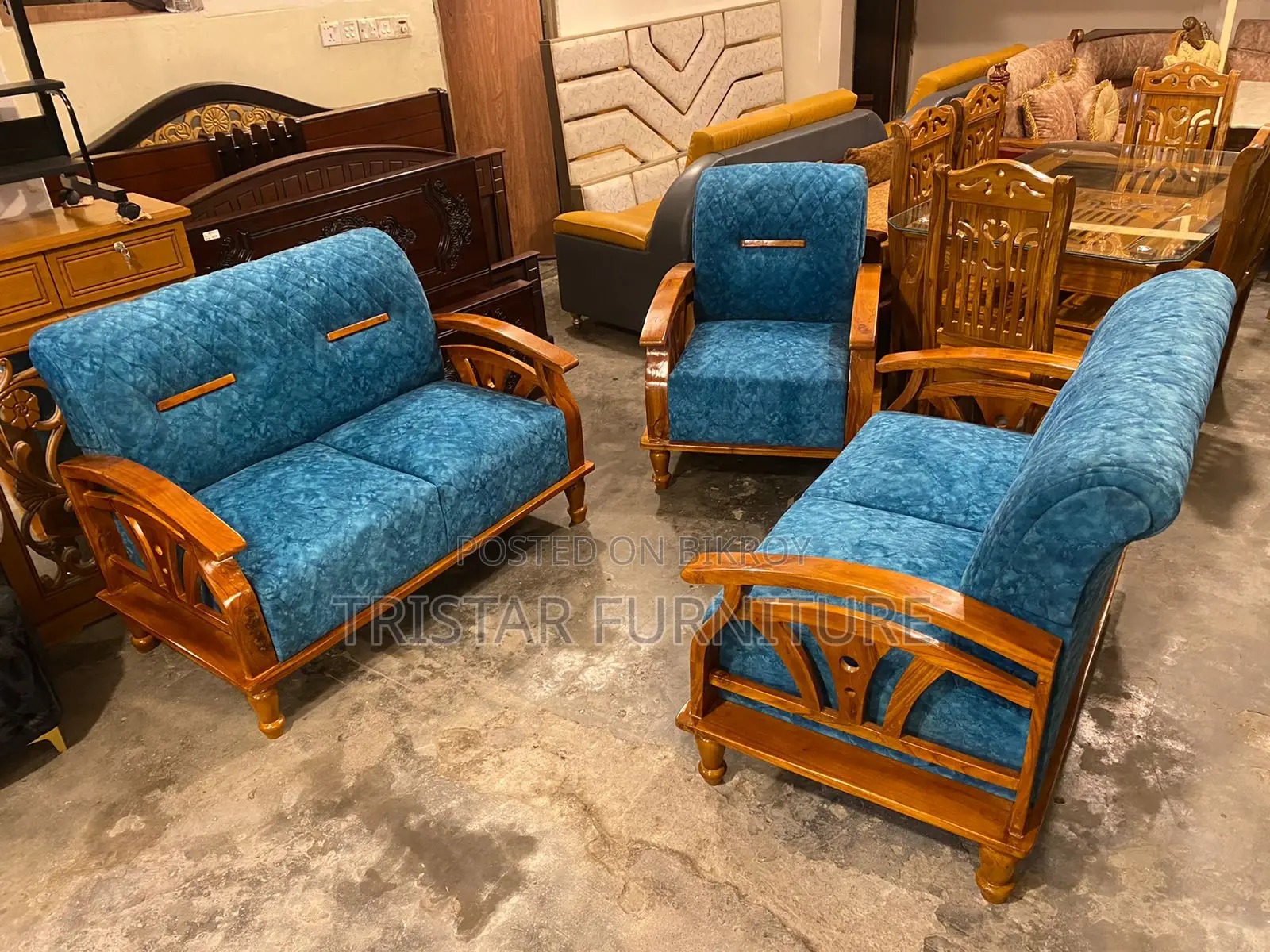 নান্দনিক ডিজাইনের কাঠের সোফা সেট