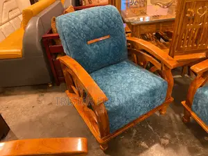 নান্দনিক ডিজাইনের কাঠের সোফা সেট
