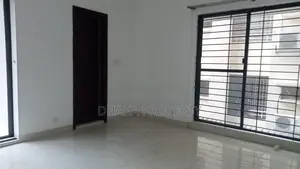 Gym Swimming Pool Luxury Apartment Rent 4Bed 3100SqFt.