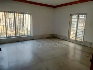 গুলশানে ৪৪০০ বর্গফুটের চমৎকার অফিস স্পেস ভাড়া হবে