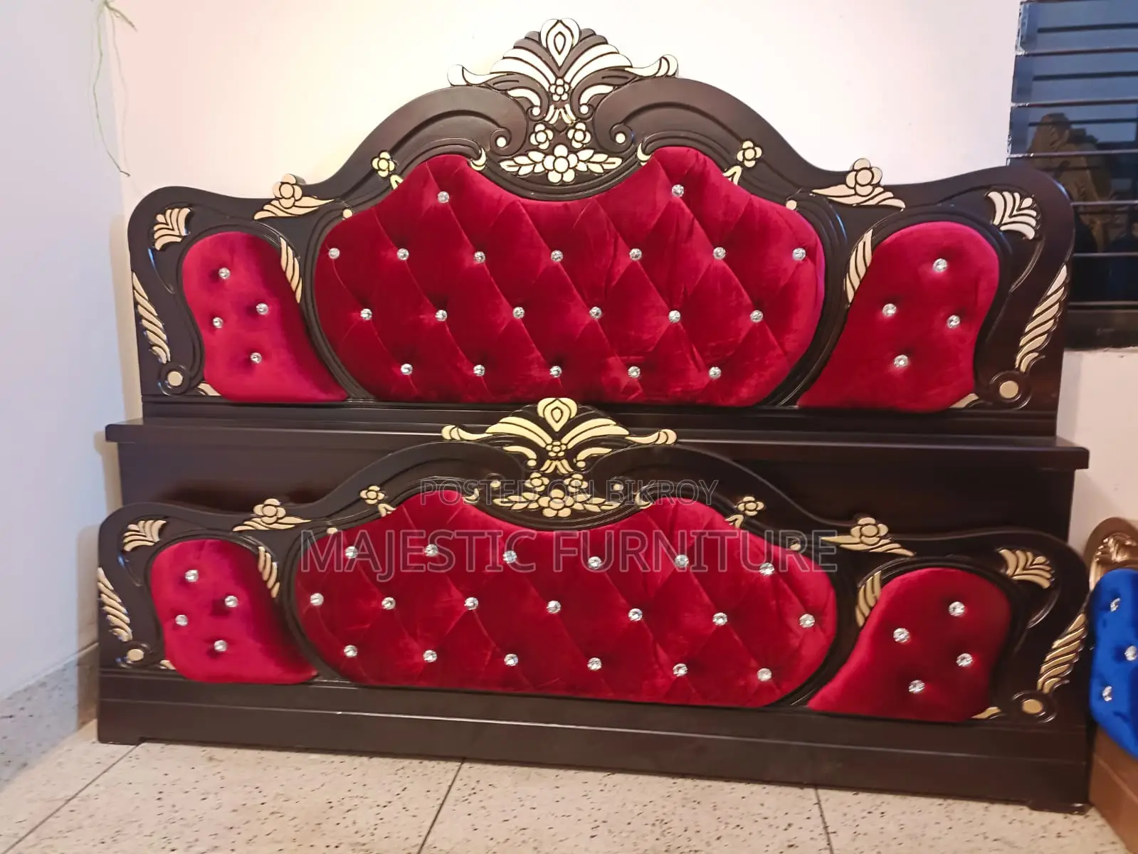 NEW BED 5/7 & 6/7 FEET VELVET. M # 277