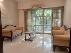 গুলশান নর্থে সম্পূর্ণ সুসজ্জিত এক্সক্লুসিভ অ্যাপার্টমেন্ট ভাড়া