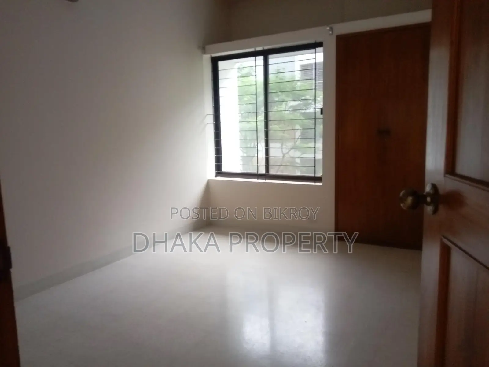 3300-Sqft Semi Furnished 4 Bedrooms Apartment Rent in Baridhara