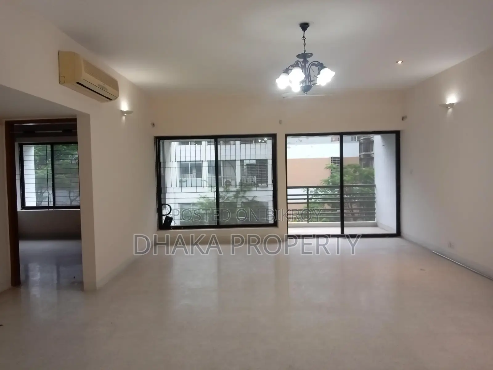 3300-Sqft Semi Furnished 4 Bedrooms Apartment Rent in Baridhara