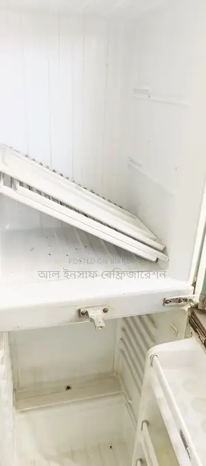একটি ১৩.৫ সেফটি ওয়ালটন ফ্রিজ বিক্রি করা হবে