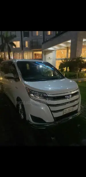 ভাড়ার জন্য হাইব্রিড নোয়াহ