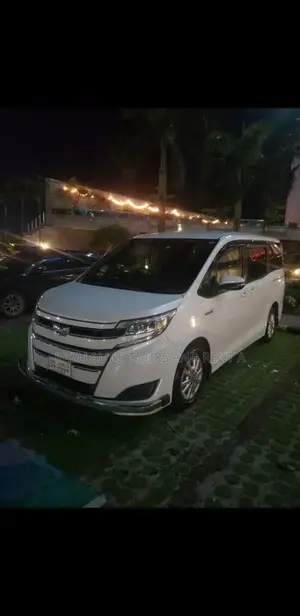 ভাড়ার জন্য হাইব্রিড নোয়াহ