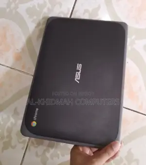 Asus Chromebook Mini Laptop, 4GB RAM, Courier delivery available.