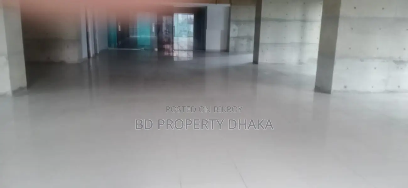 ৬২০০ বর্গফুটের বাণিজ্যিক ওপেন স্পেস ভাড়ার জন্য