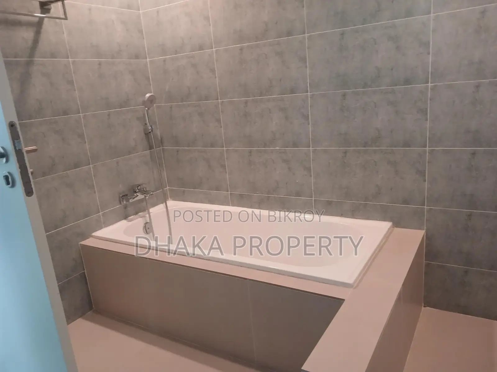 3900sqFt.Brand New Semi Furnish Apartment Rent At Baridhara DMZ.