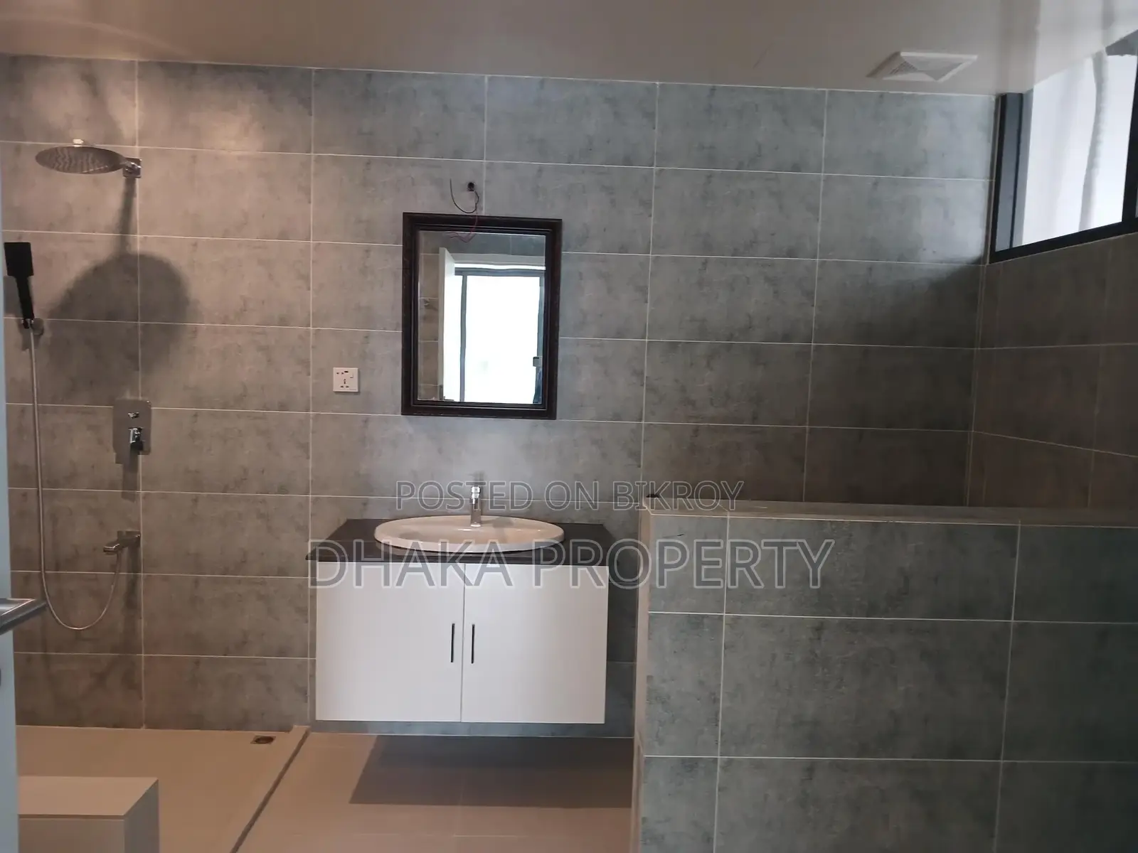 3900sqFt.Brand New Semi Furnish Apartment Rent At Baridhara DMZ.