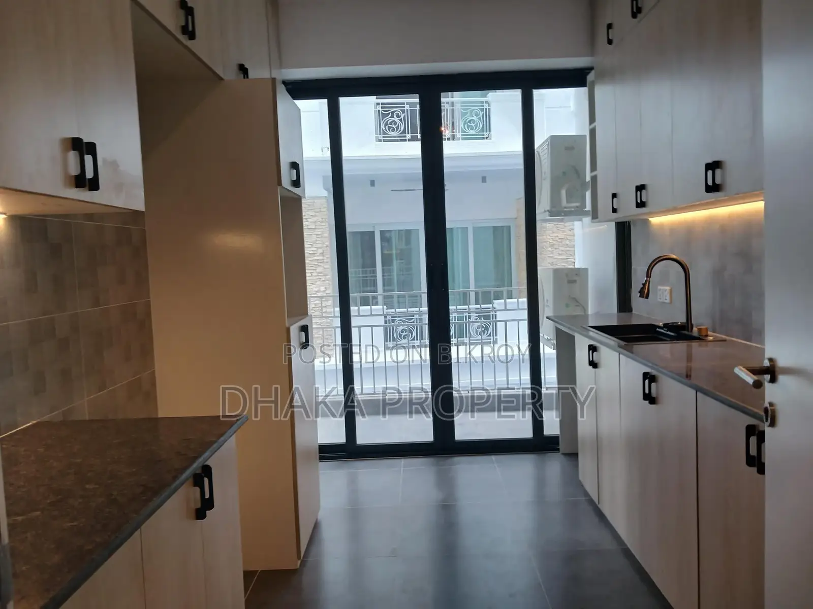3900sqFt.Brand New Semi Furnish Apartment Rent At Baridhara DMZ.