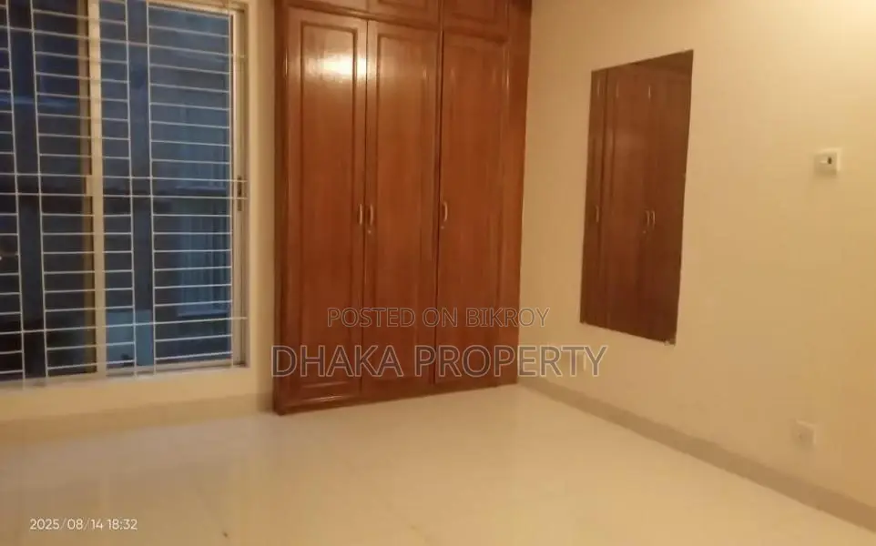 2275SqFt.3Bed Flat Rent at Gulshan Area