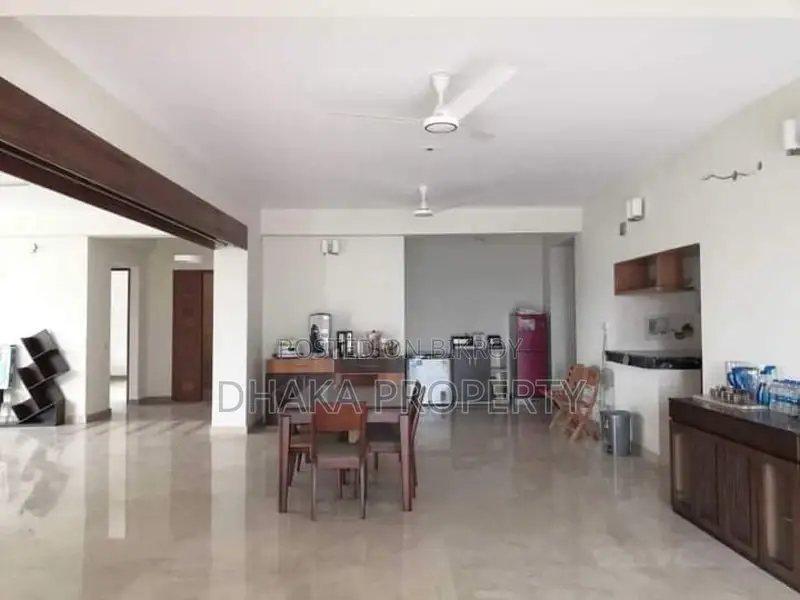 A Luxurious Full-Furnished Apartment Rent in Baridhara Area