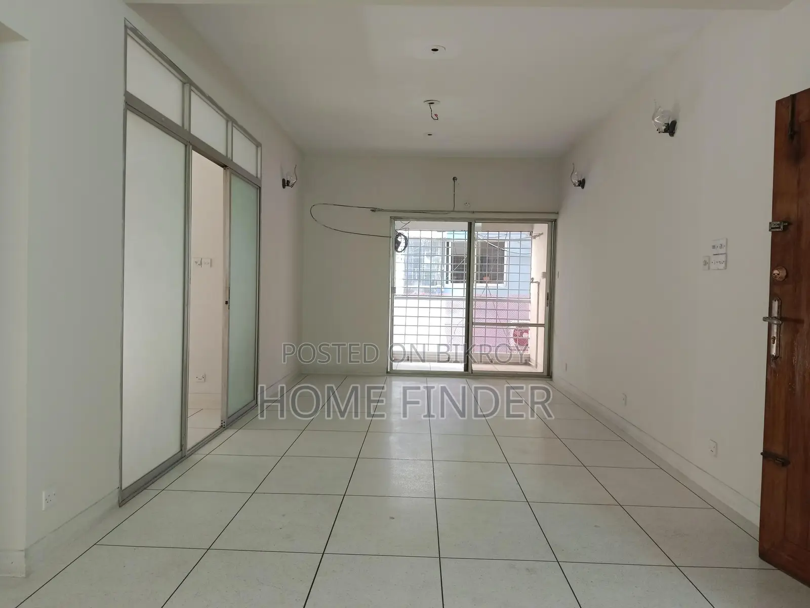 2100 Sqft UN-FURNISHED APARTMENT FOR RENT IN GULSHAN