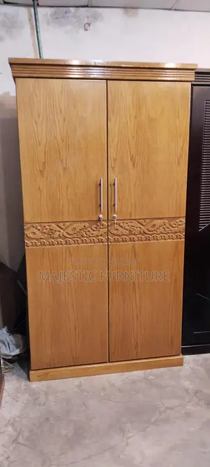 CANADIAN OAK VENEER ALMIRA 2 PALLA. M # 7335.