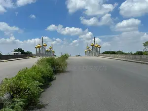 পূর্বাচল (Purbachal) ৫৪' এভেনিউতে কমার্শিয়াল জোনের পাশে প্লট বিক্রয়।