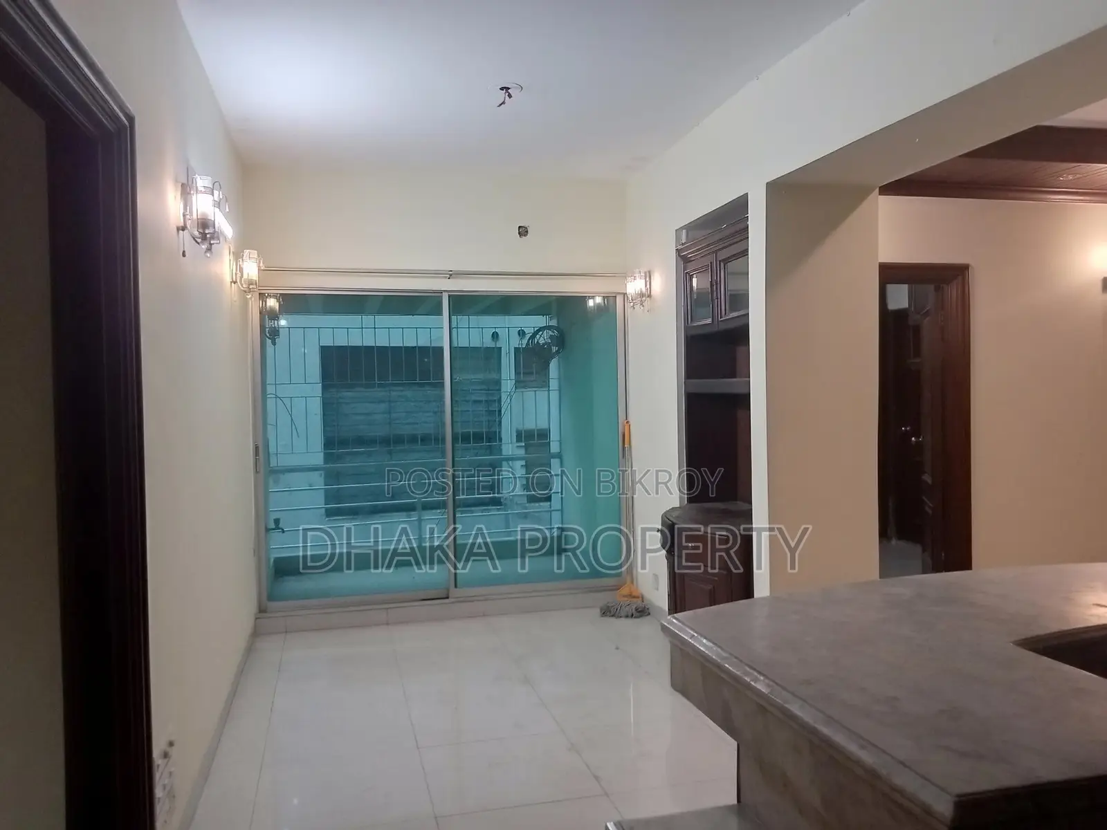 2200-Sqft 3 Bedrooms Apartment Rent in Baridhara Diplomatic Area