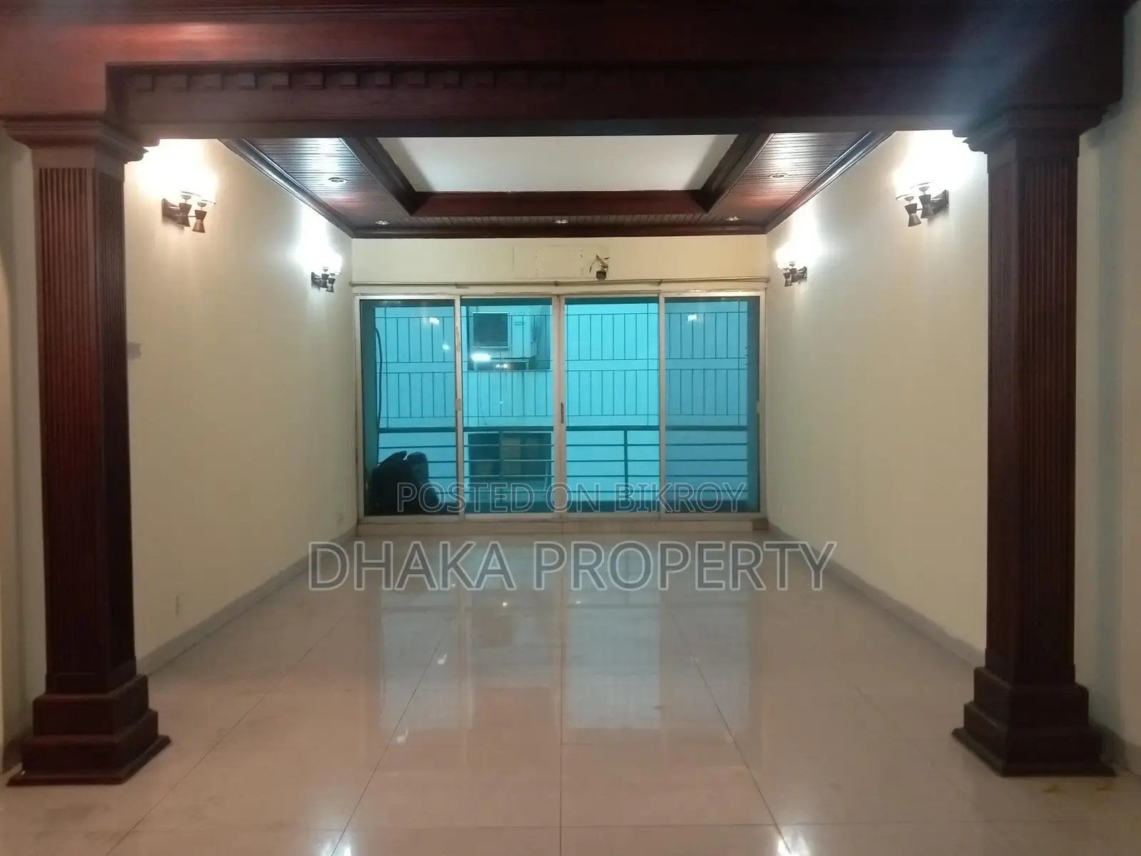 2200-Sqft 3 Bedrooms Apartment Rent in Baridhara Diplomatic Area