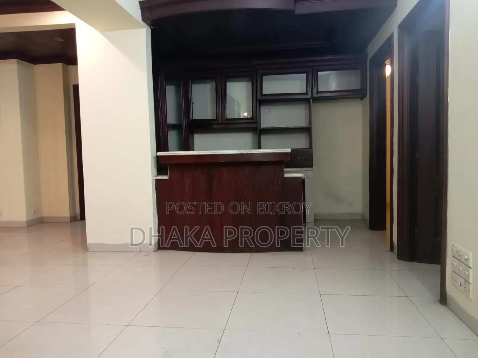 2200-Sqft 3 Bedrooms Apartment Rent in Baridhara Diplomatic Area